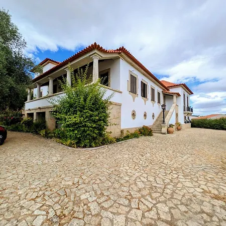 Casas Telhadas דירה טרנקוזו