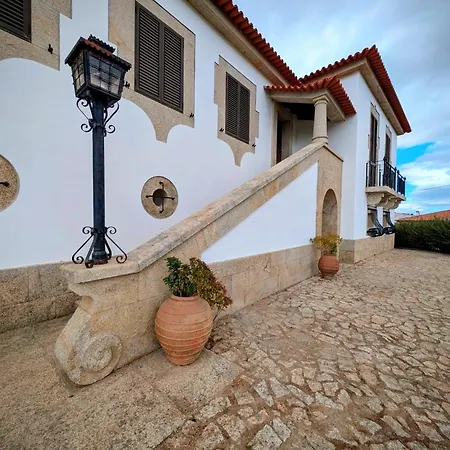 Casas Telhadas アパート